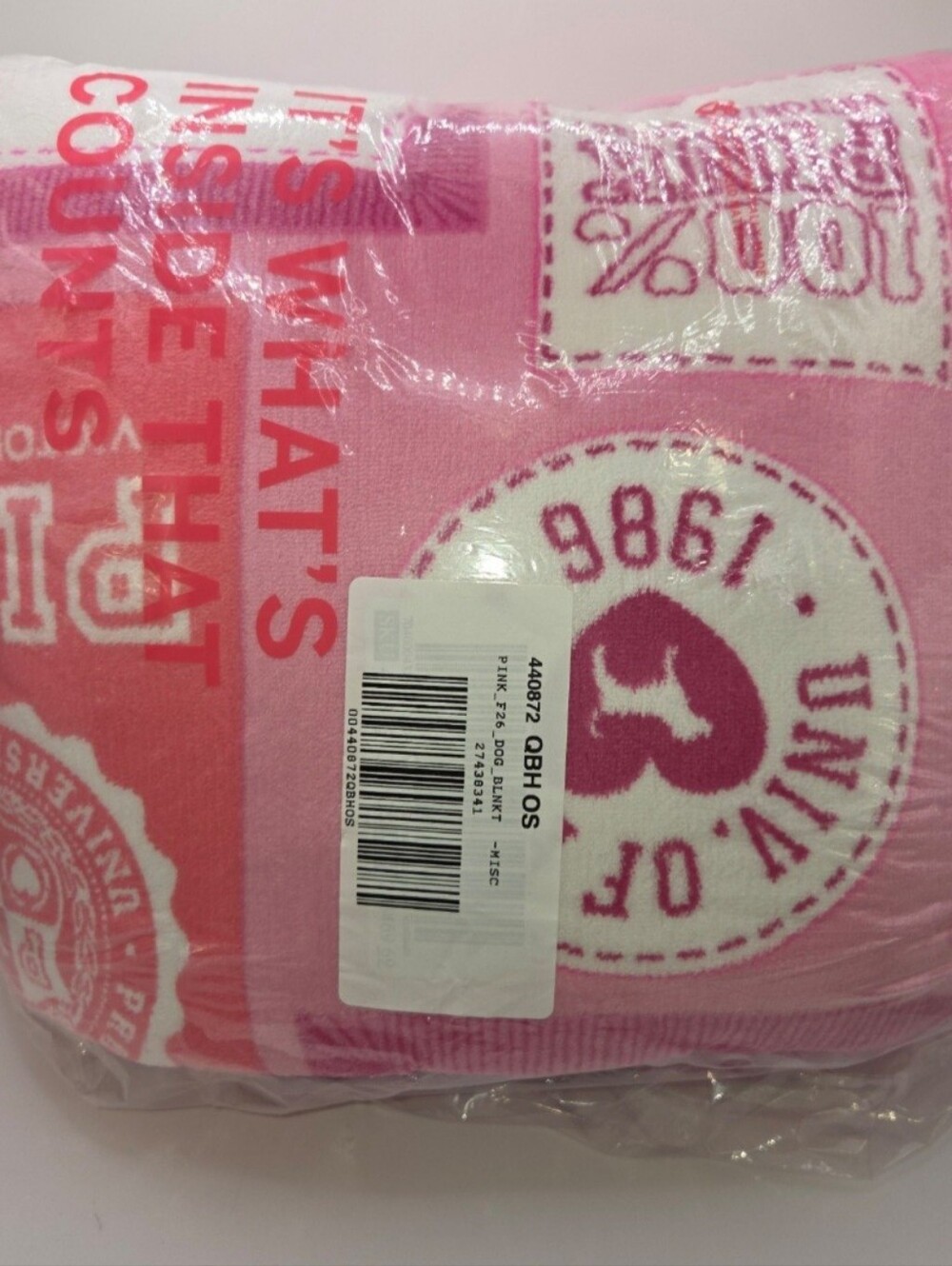 VS PINK Friday Cozy Plush Blanket - Picture 4 of 4